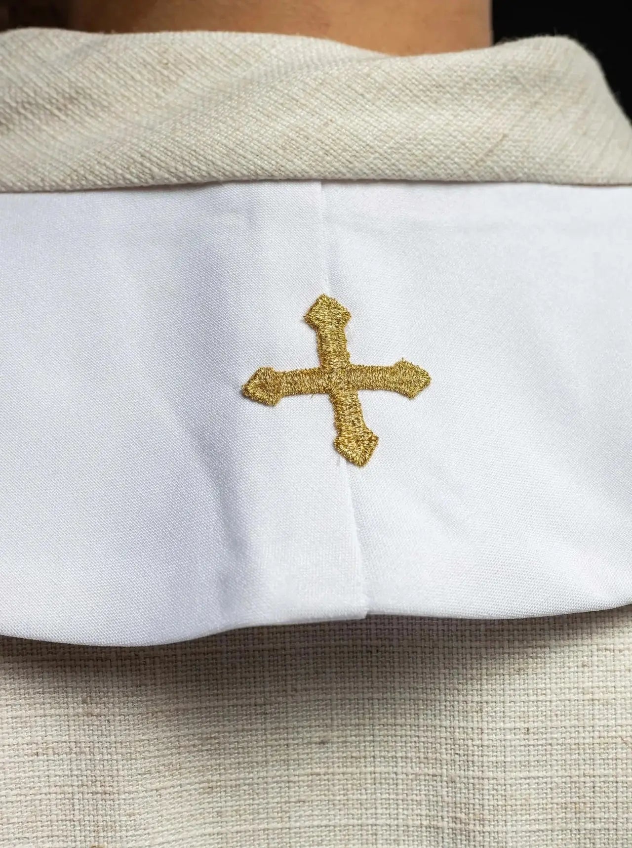 Priest's stole white embroidered Marian motif with crown