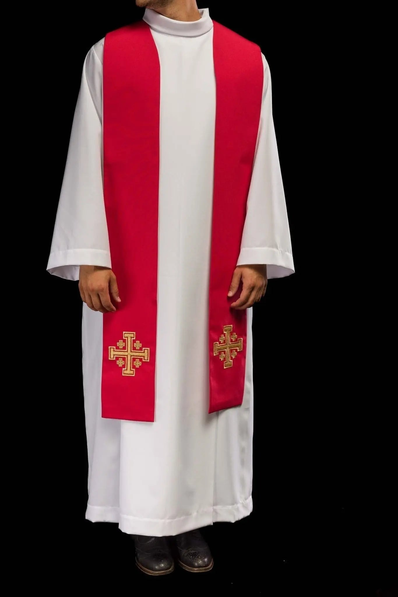 Estola sacerdotal roja bordada con Cruz de Jerusalén