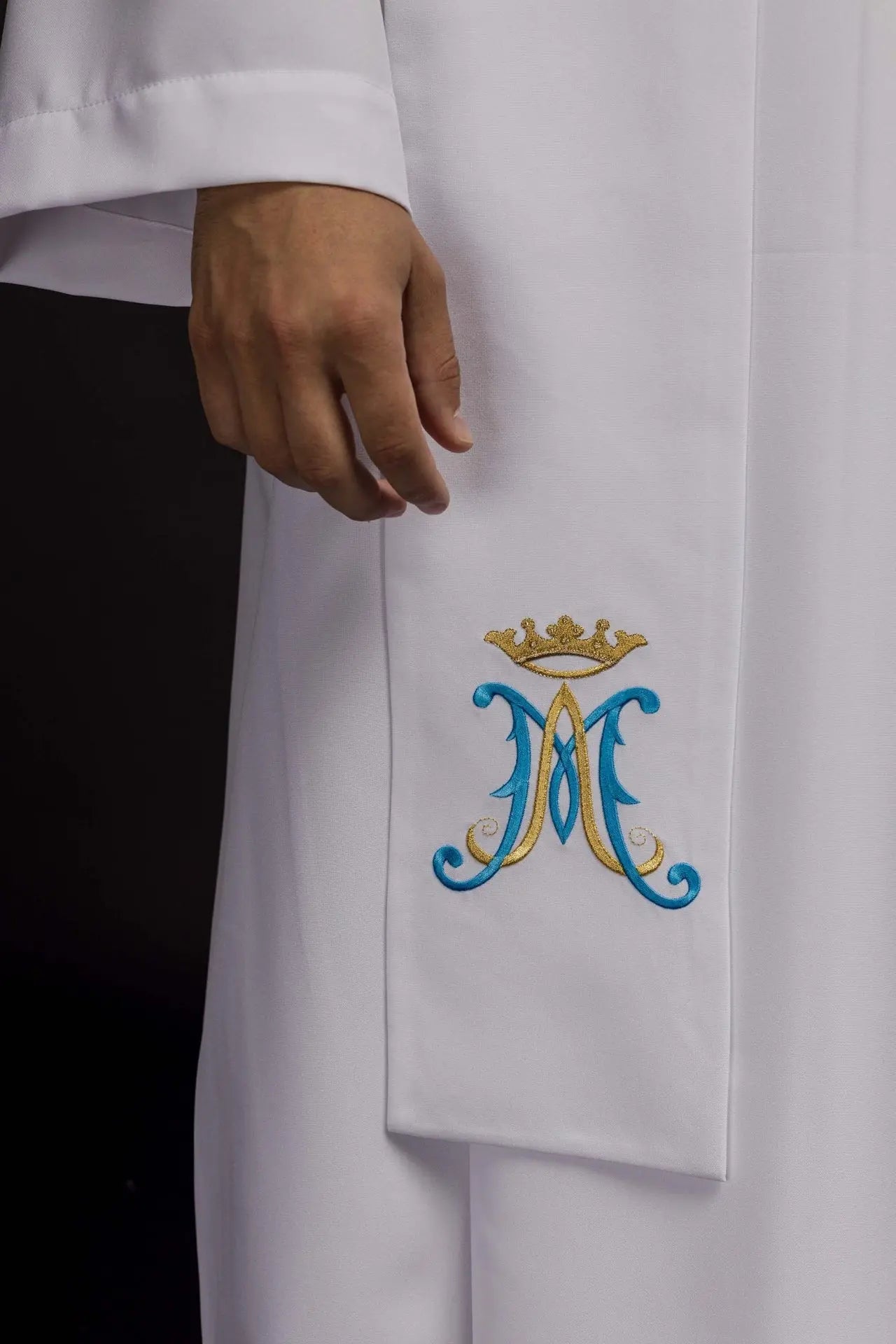 Estola blanca mariana bordada para sacerdote
