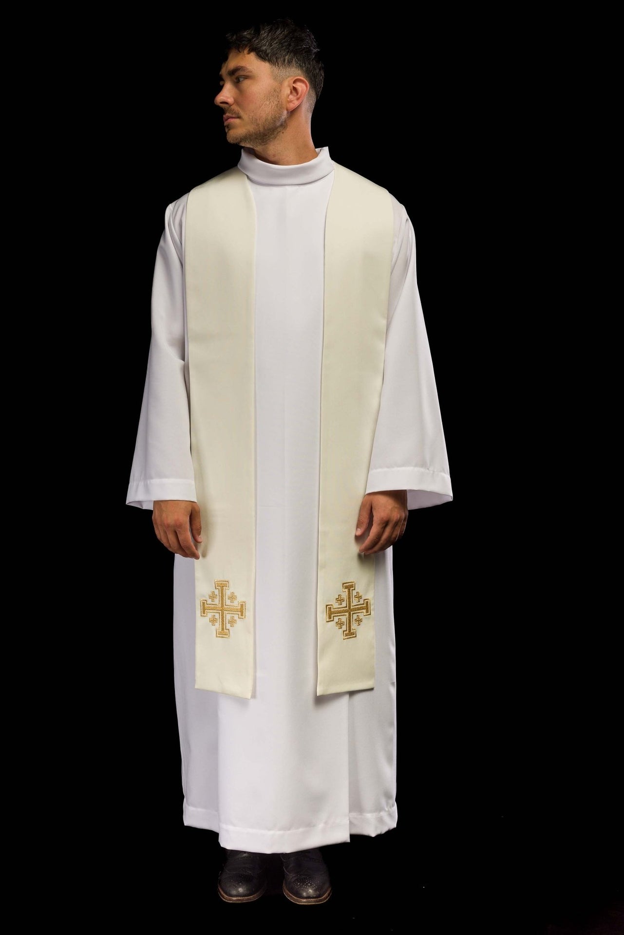 Stuła kapłańska haftowana ecru Krzyż Jerozolimski