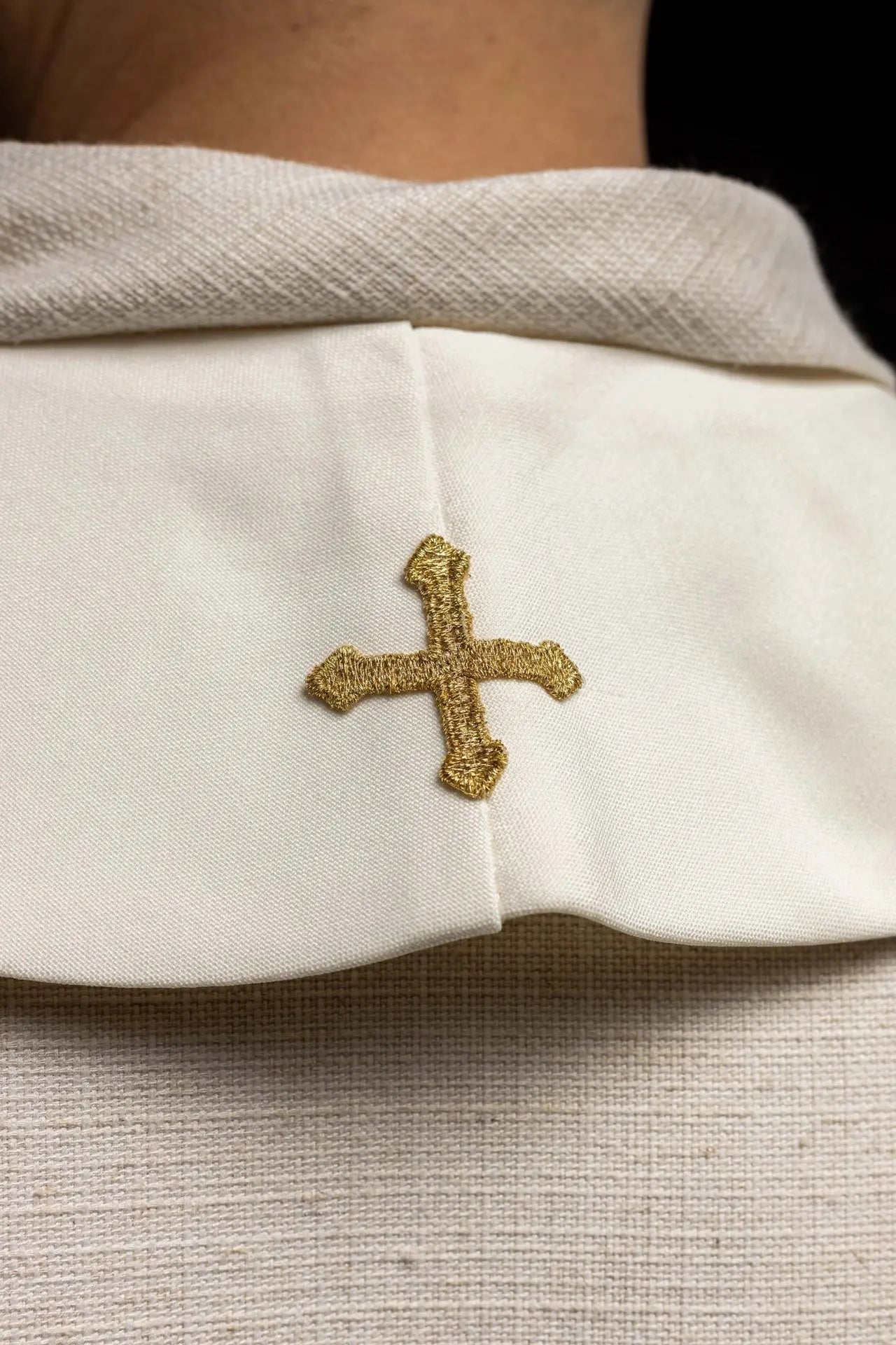 Priestly stole Merciful Jesus, Jesus I trust in you ecru