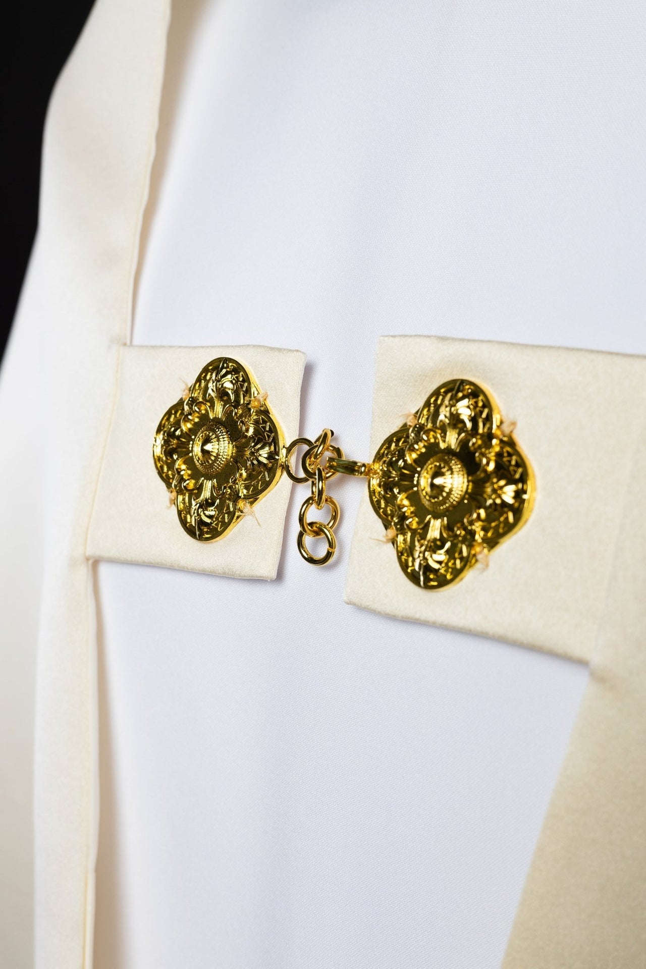 Welon liturgiczny Serce Pana Jezusa ecru