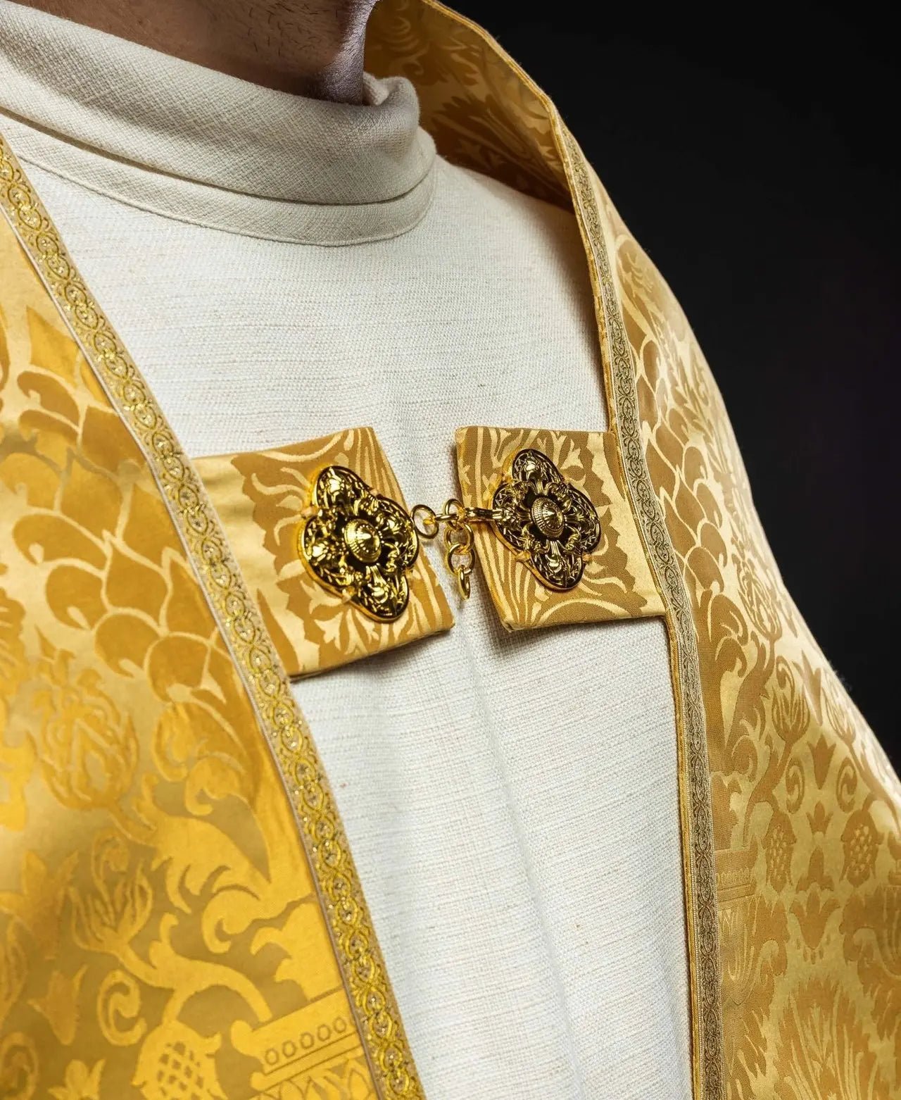Colcha lisa estilo romano Jacquard