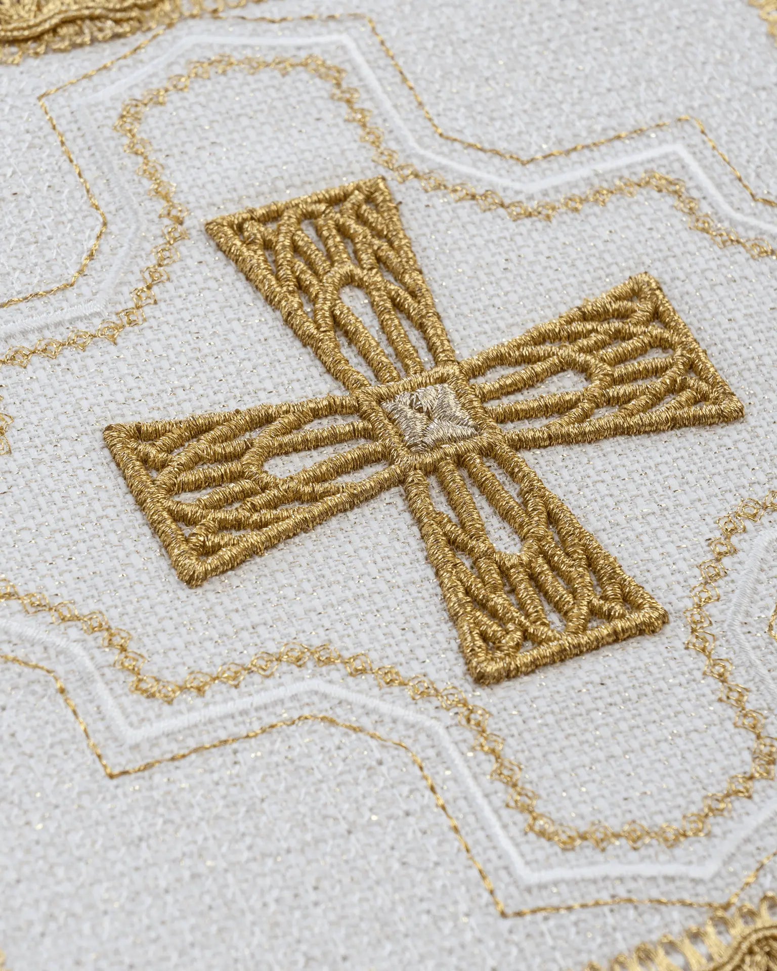Set of stakes in four liturgical colours