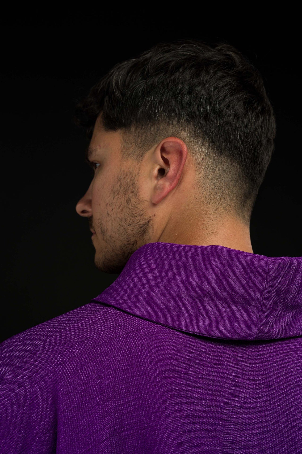 Fioletowy ornat haftowanymi krzyżami - ORNATY.PL