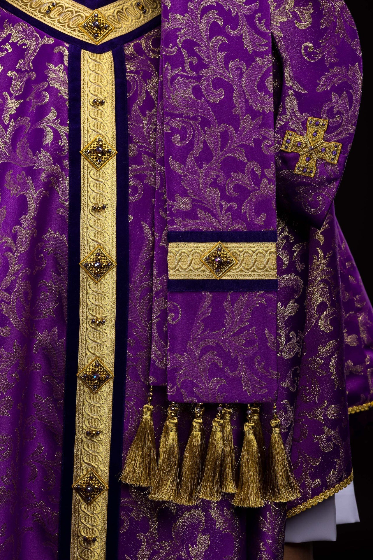 Ornamento hecho a mano con piedras naturales Handmade 7003