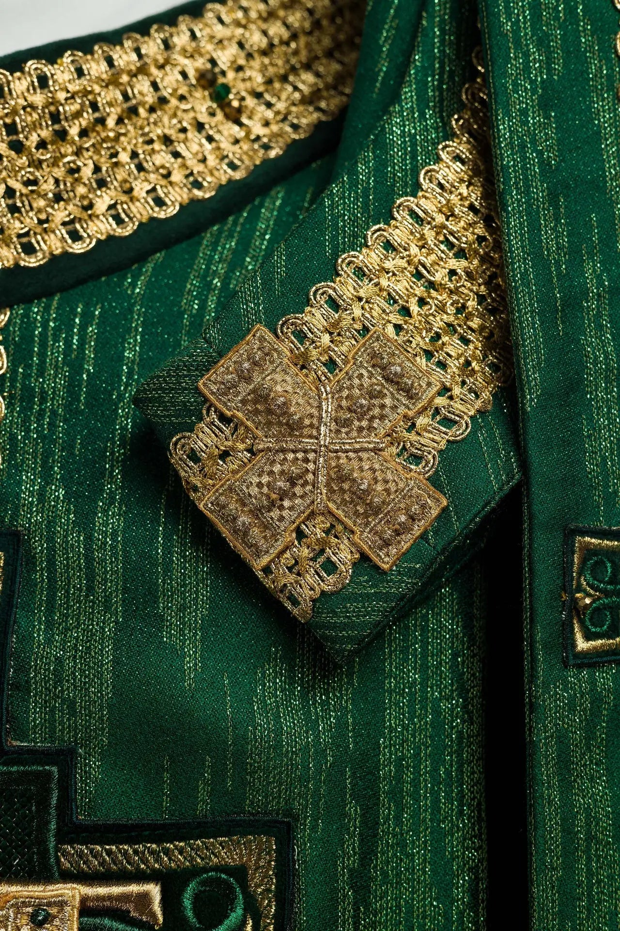 Casulla hecha a mano con piedras naturales hecha a mano 7015 verde