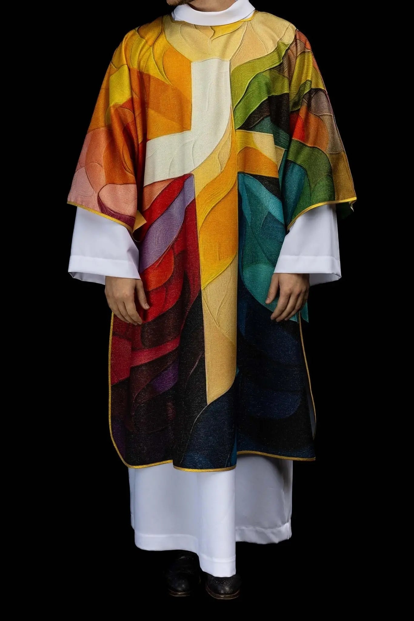Dalmatica estampada multicolor con motivo de cruz