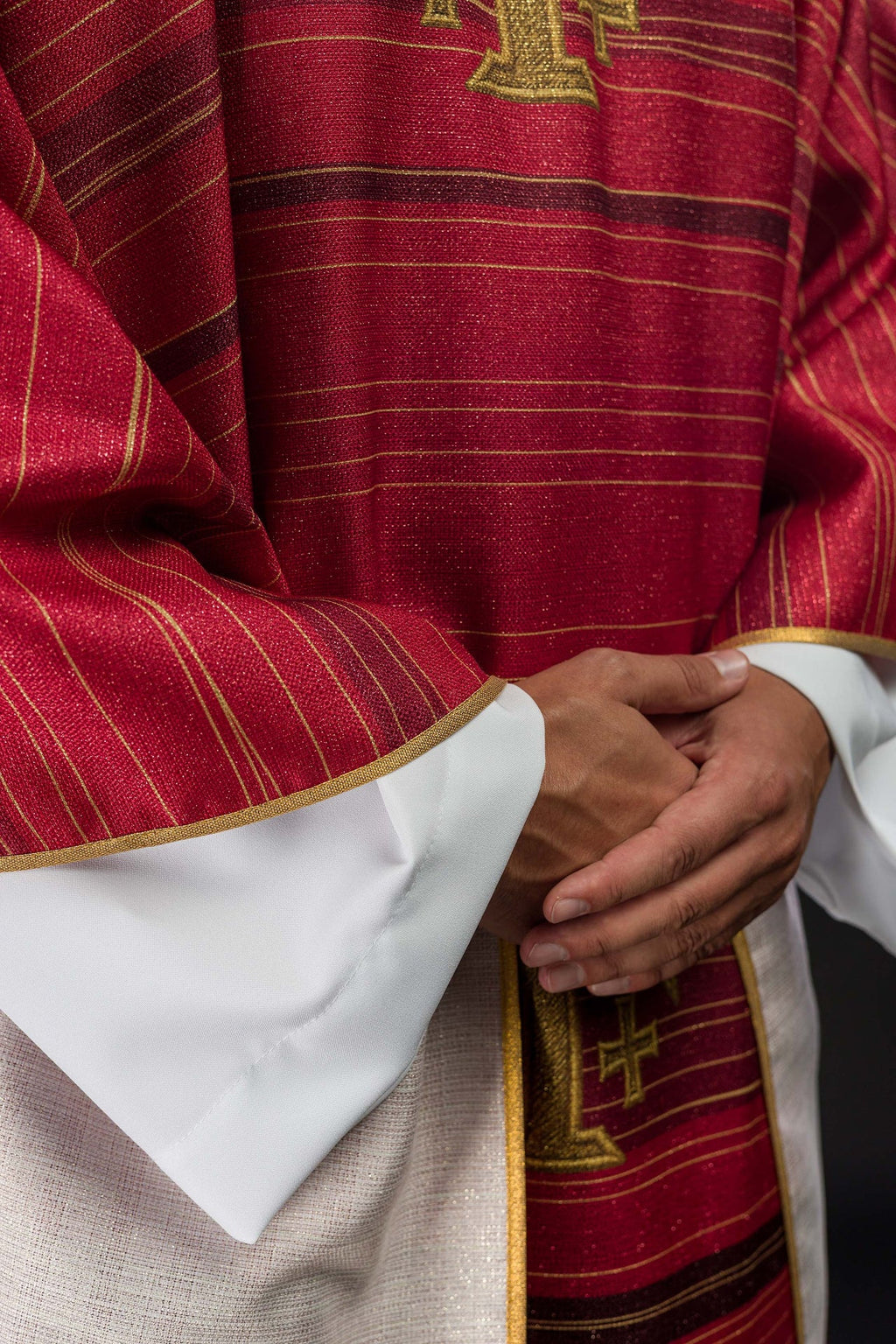 Ornal impreso con Cruz de Jerusalén rojo