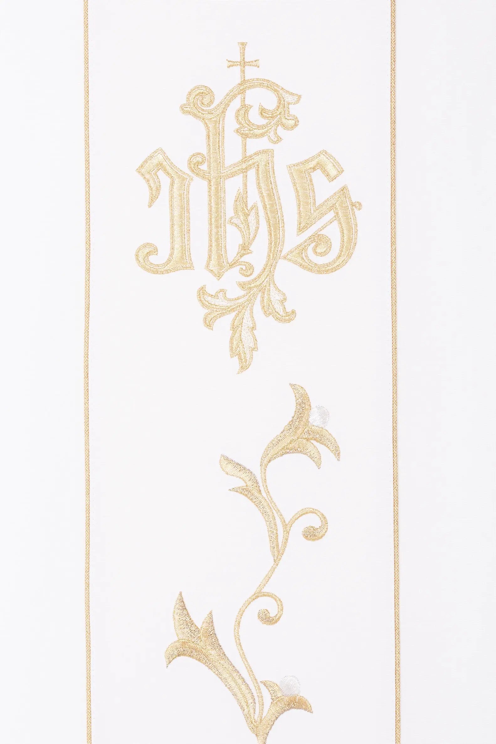 Decorated chasuble with IHS motif