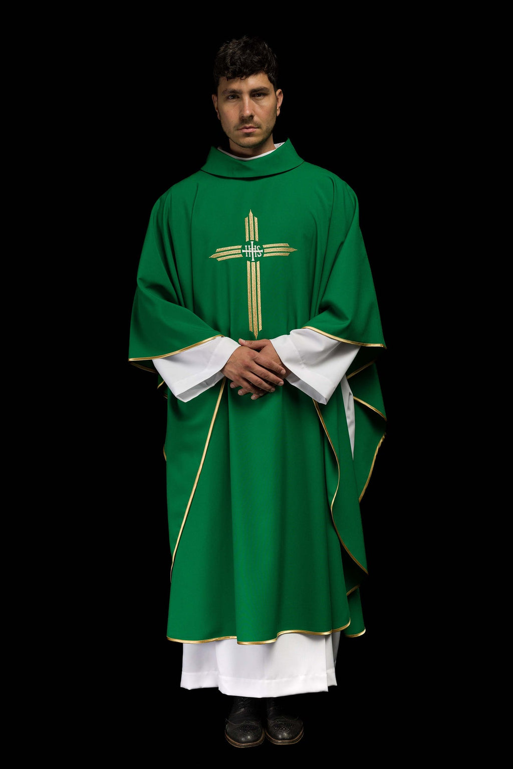 Zielony ornat haftowany z Krzyżem IHS - ORNATY.PL