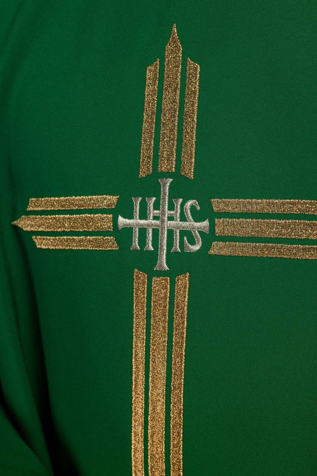 Zielony ornat haftowany z Krzyżem IHS - ORNATY.PL