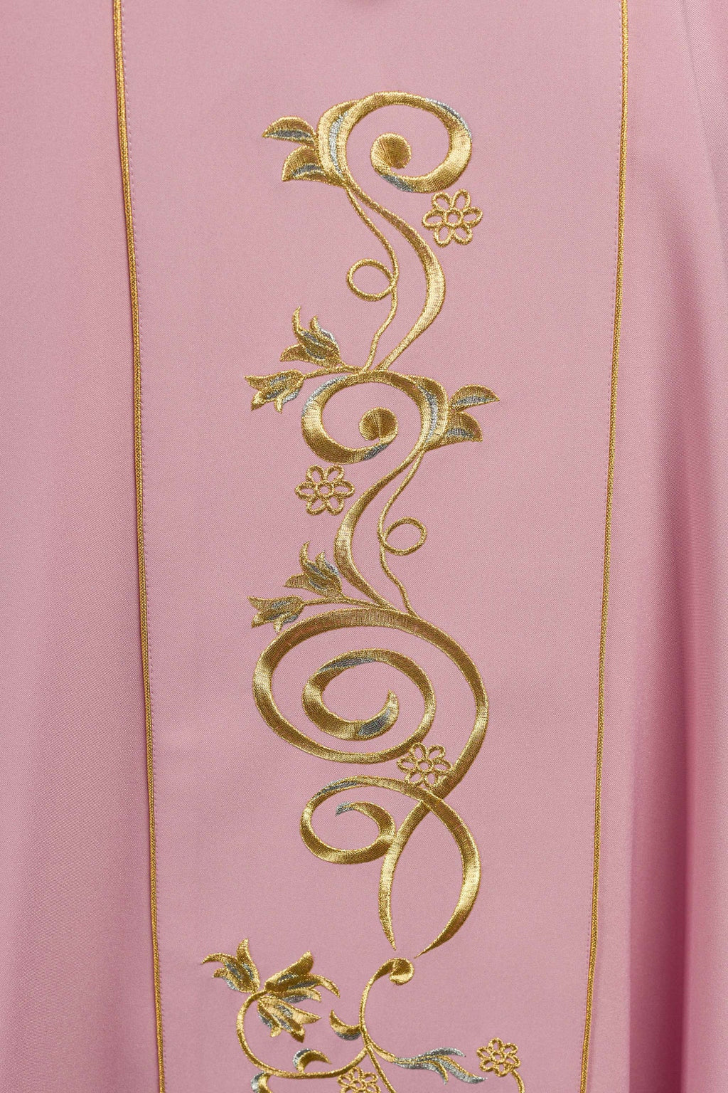 Różowy ornat haftowany IHS - ORNATY.PL