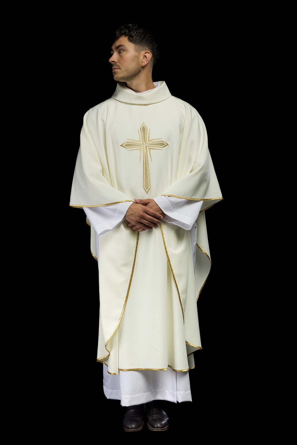 Ornat haftowany z motywem krzyża świętego - ORNATY.PL