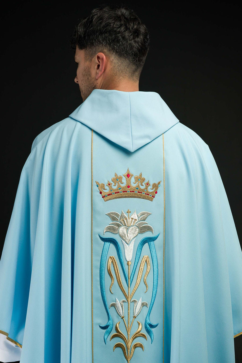 Ornat liturgiczny Maryjny haftowany z koroną Niebieski - ORNATY.PL