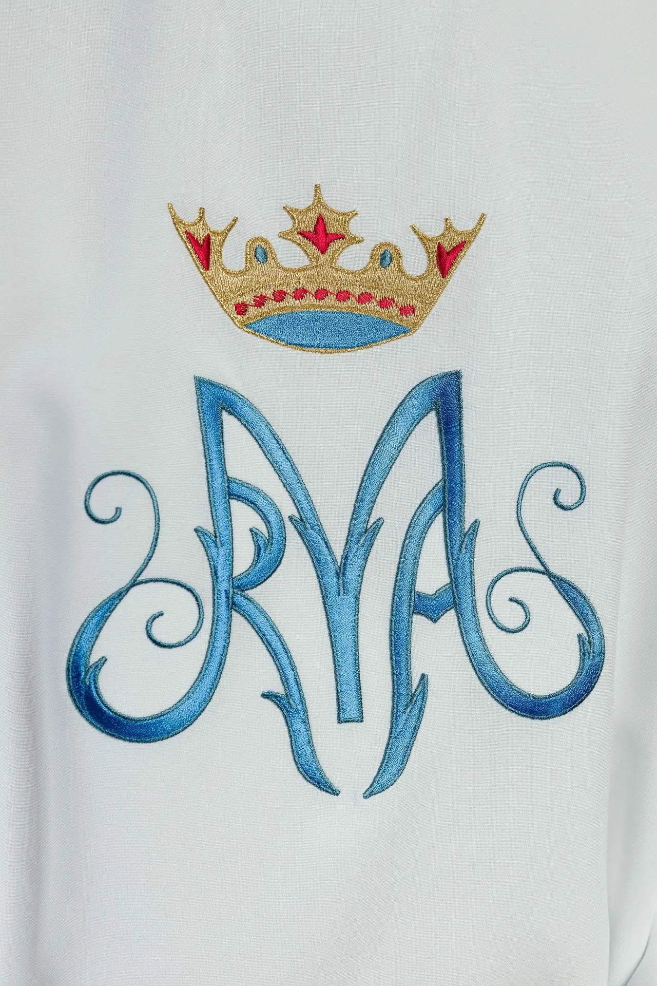 Casulla litúrgica blanca mariana