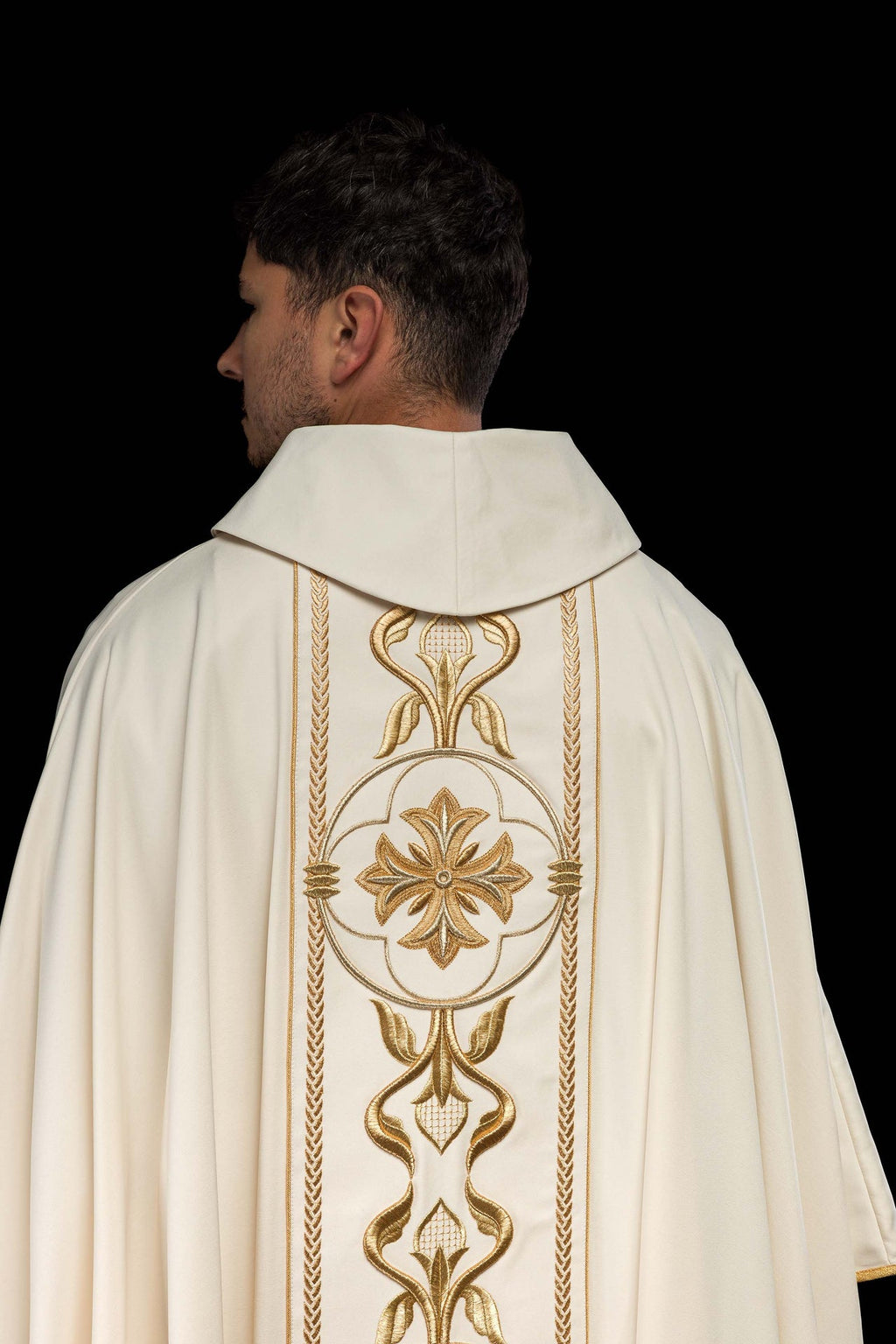 Ornat haftowany Krzyż ecru - ORNATY.PL