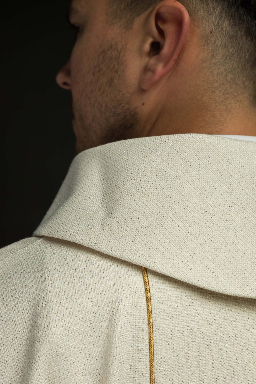 Ornat haftowany na Boże Narodzenie z wizerunkiem Świętej Rodziny - ORNATY.PL