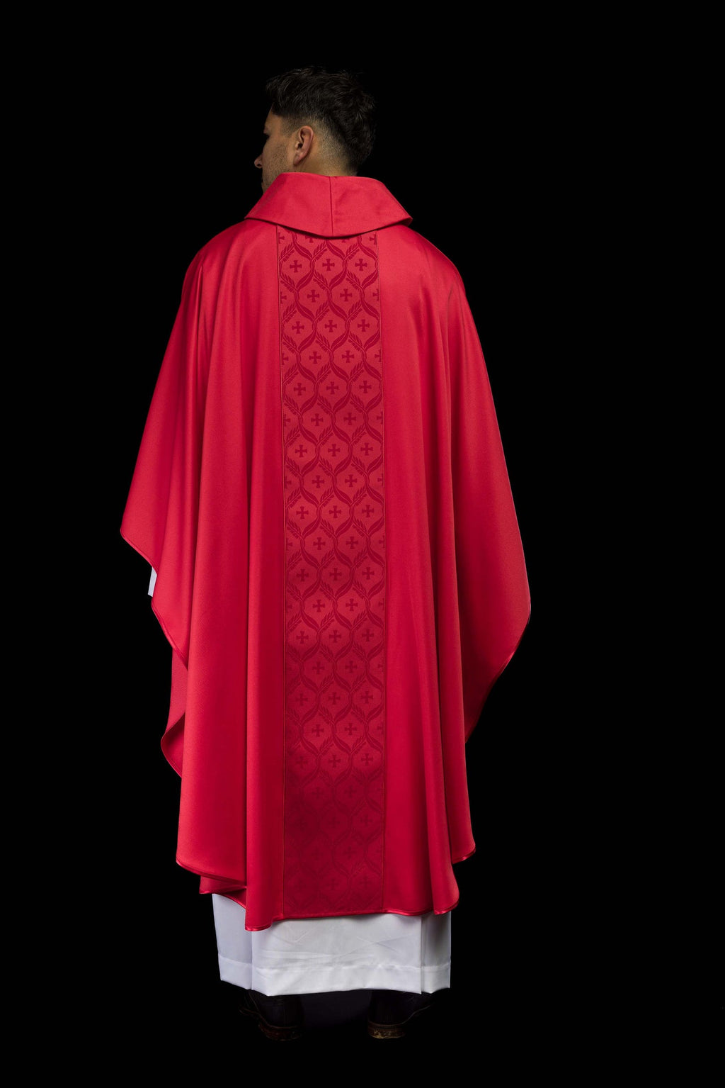 Ornat czerwony z żakardowym pasem w krzyże - ORNATY.PL