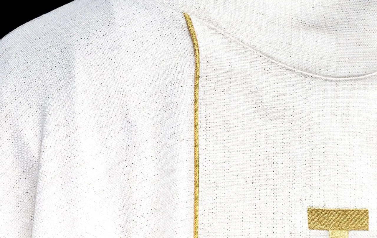 Casulla bordada con Cruz de Jerusalén ecru