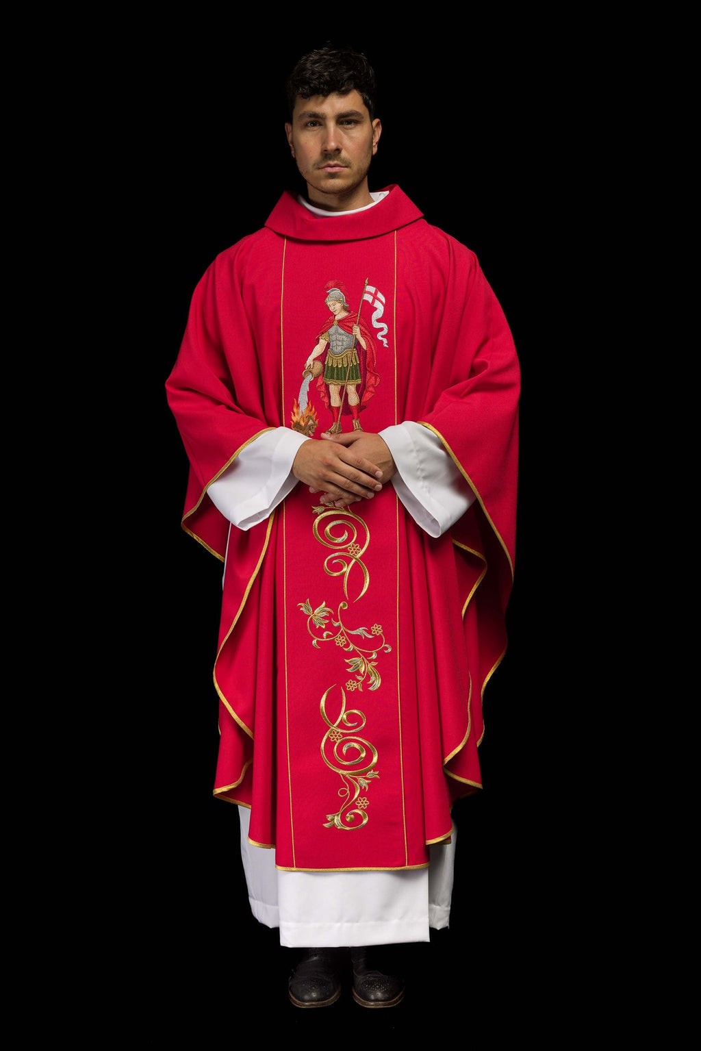 Ornat bogato haftowany z wizerunkiem Świętego Floriana - ORNATY.PL