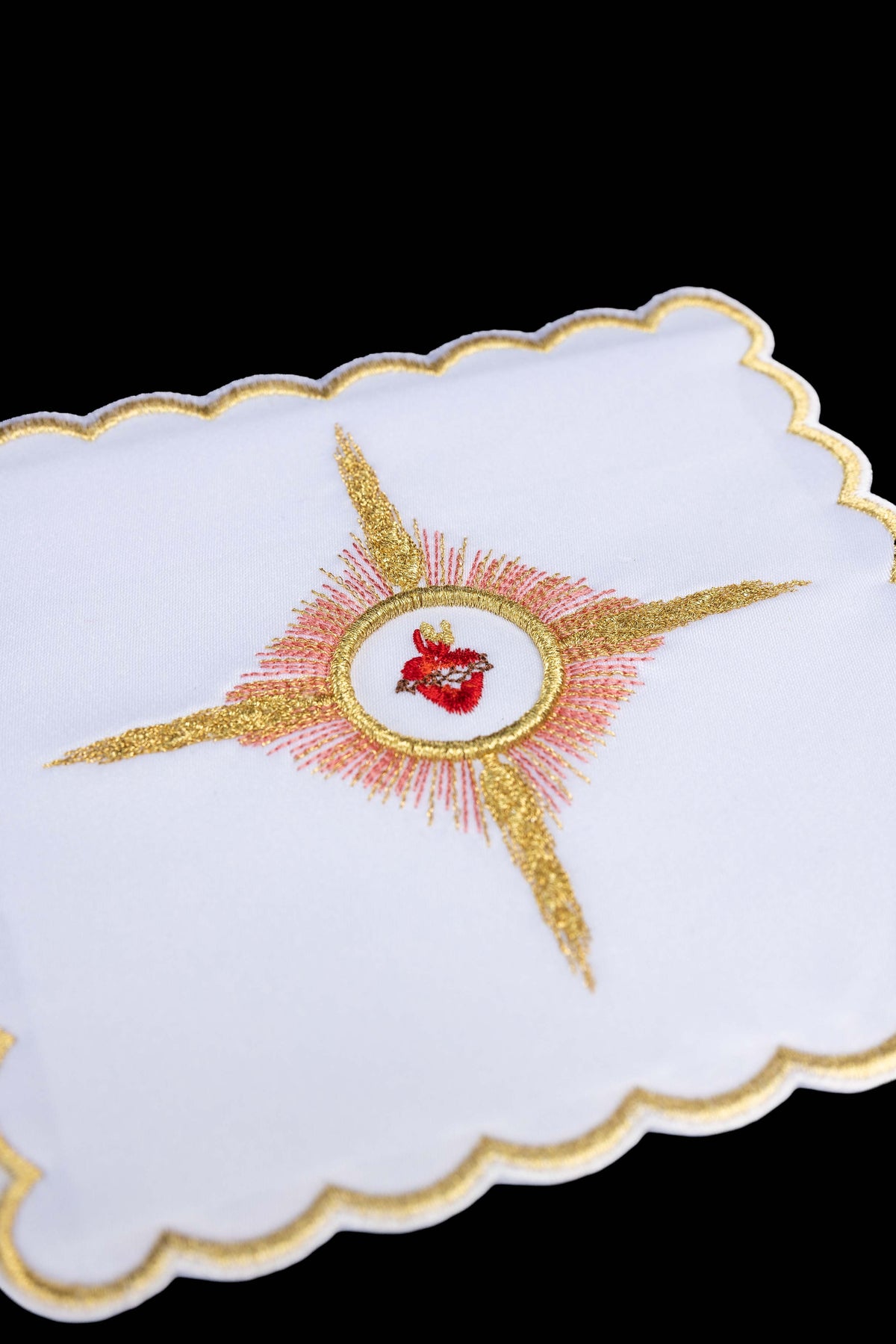 Palia bordada con el Símbolo del Sagrado Corazón de Jesús