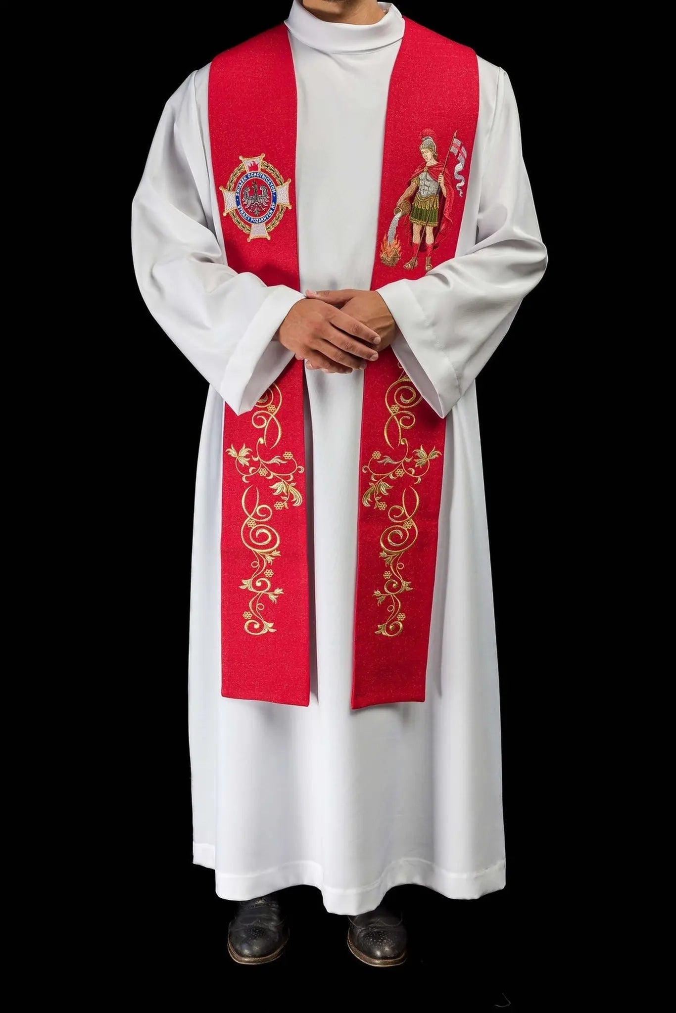 Estola ricamente bordada con la imagen de San Florián