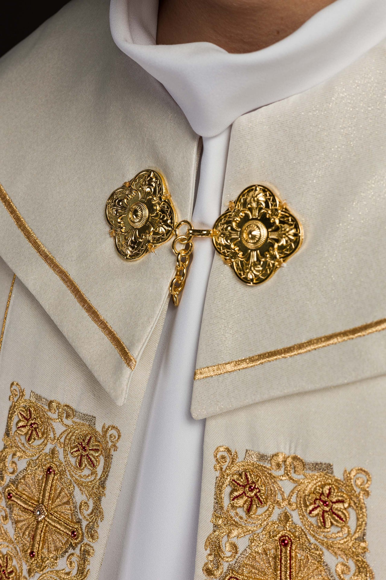 Kapa liturgiczna z bogato zdobionym pasem 150 cm - ORNATY.PL