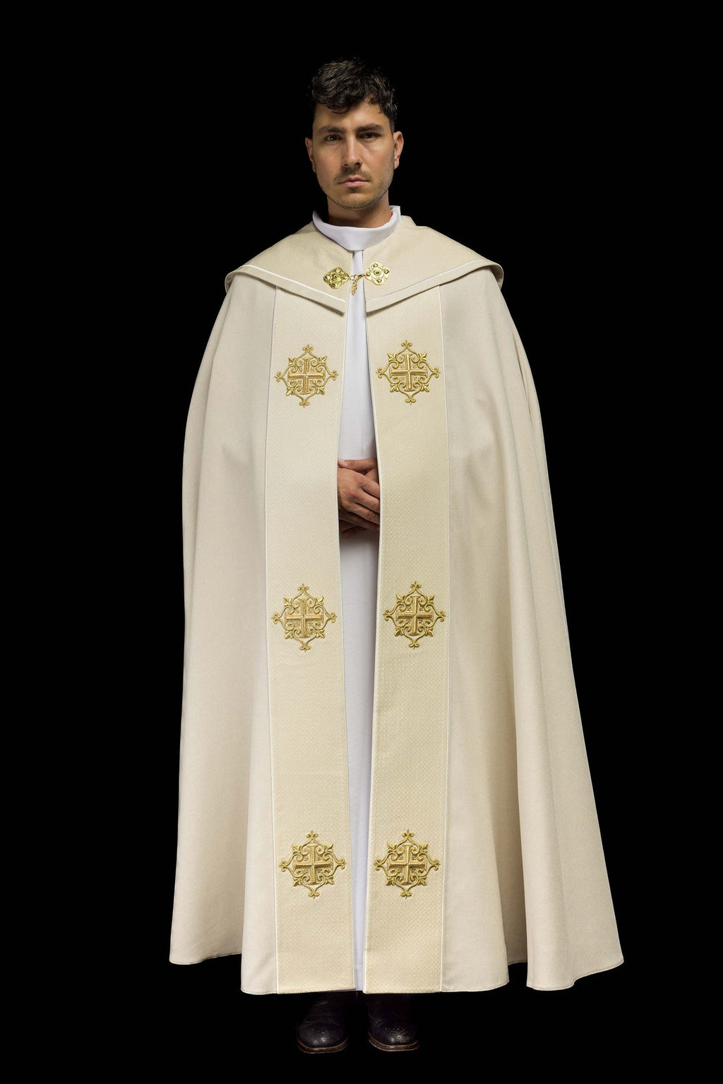 Kapa liturgiczna z aksamitnym ecru pasem i haftem krzyży - ORNATY.PL