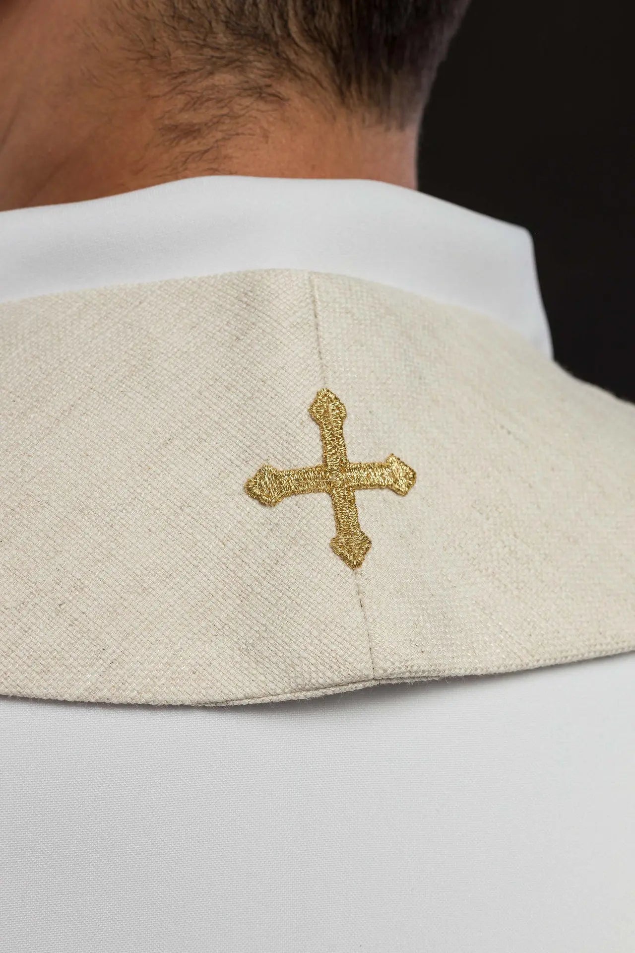 Estola bordada "Jesús el Buen Pastor" en ecru