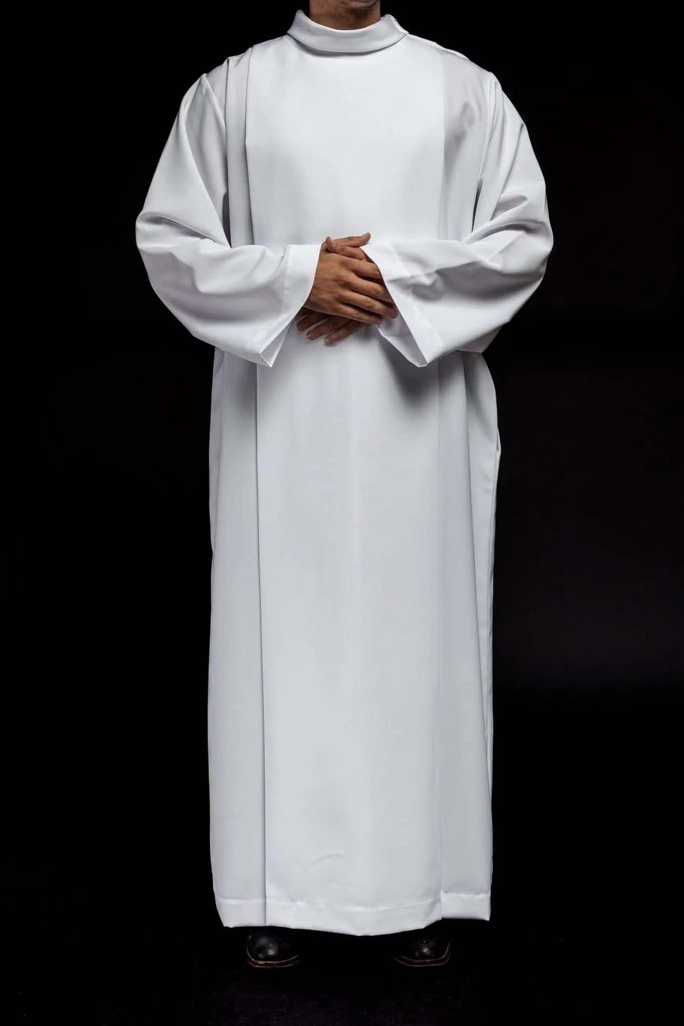 Túnica de cuello alto lisa para sacerdote Blanca