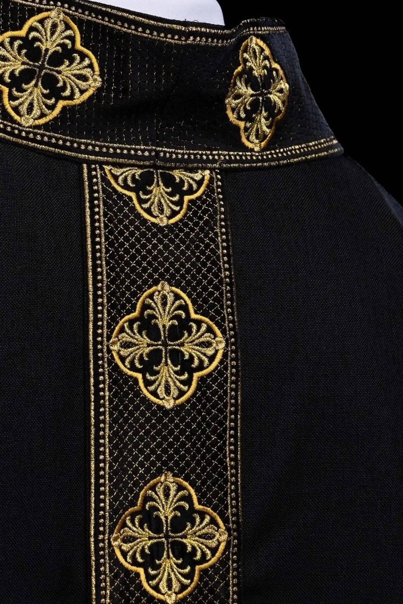 Black Chasuble with Embroidered Band and Collar with Crosses - HAFTINA ATELIER