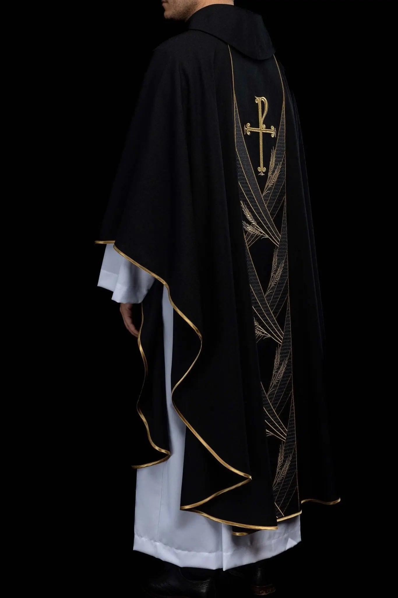 Black chasuble with embroidered PAX band and wheat motif - HAFTINA ATELIER