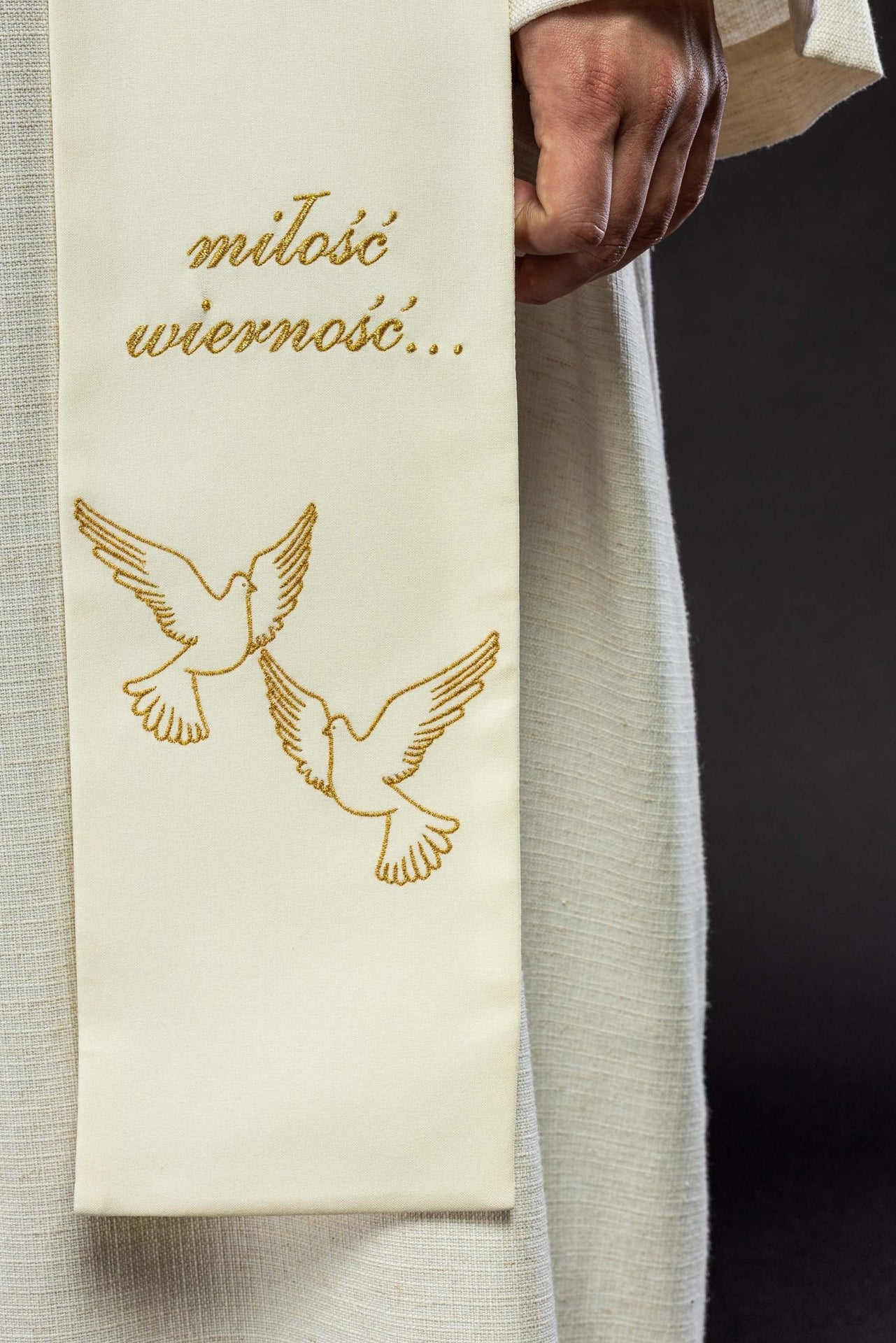 Długa stuła haftowana Ślubna w kolorze kremowym