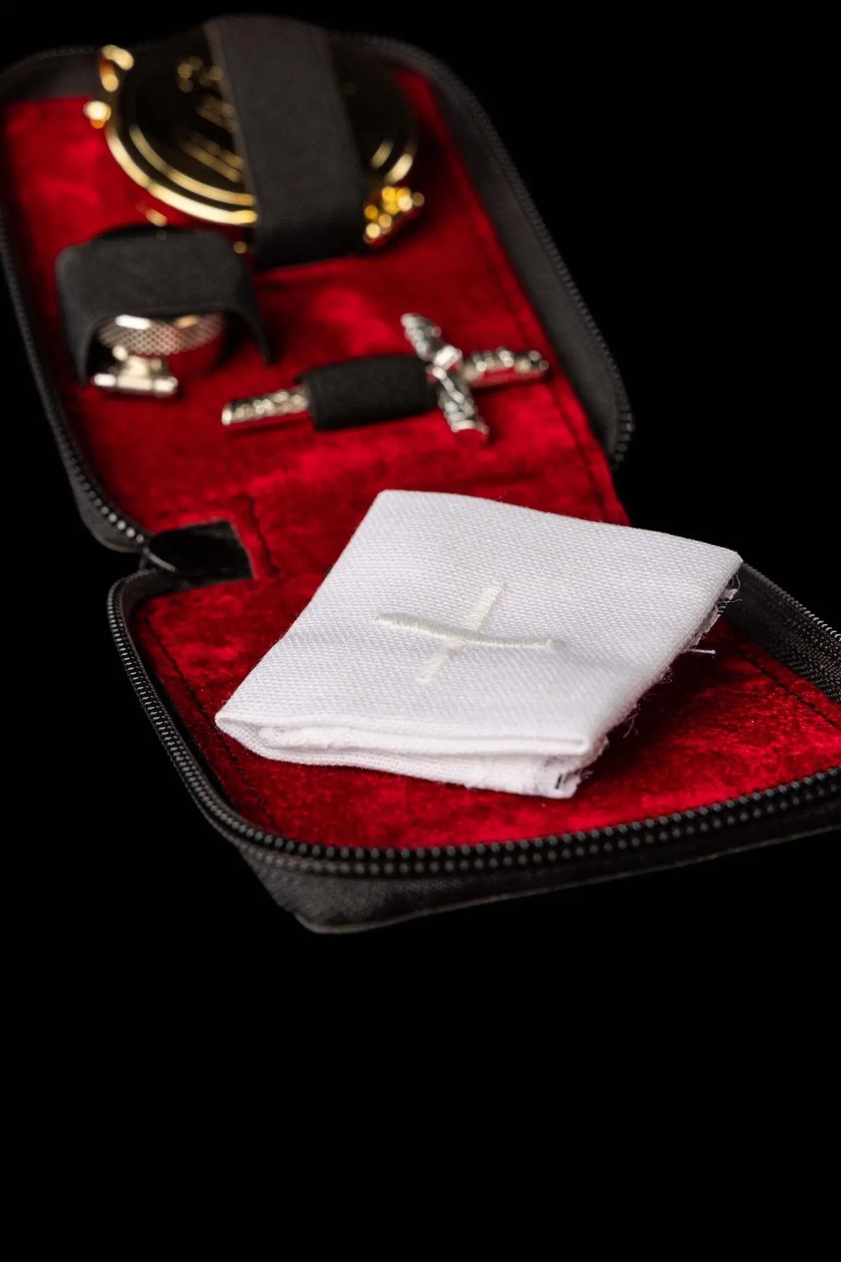 Bursa litúrgica roja con copón IHS y juego de altar, paño blanco bordado con cruz