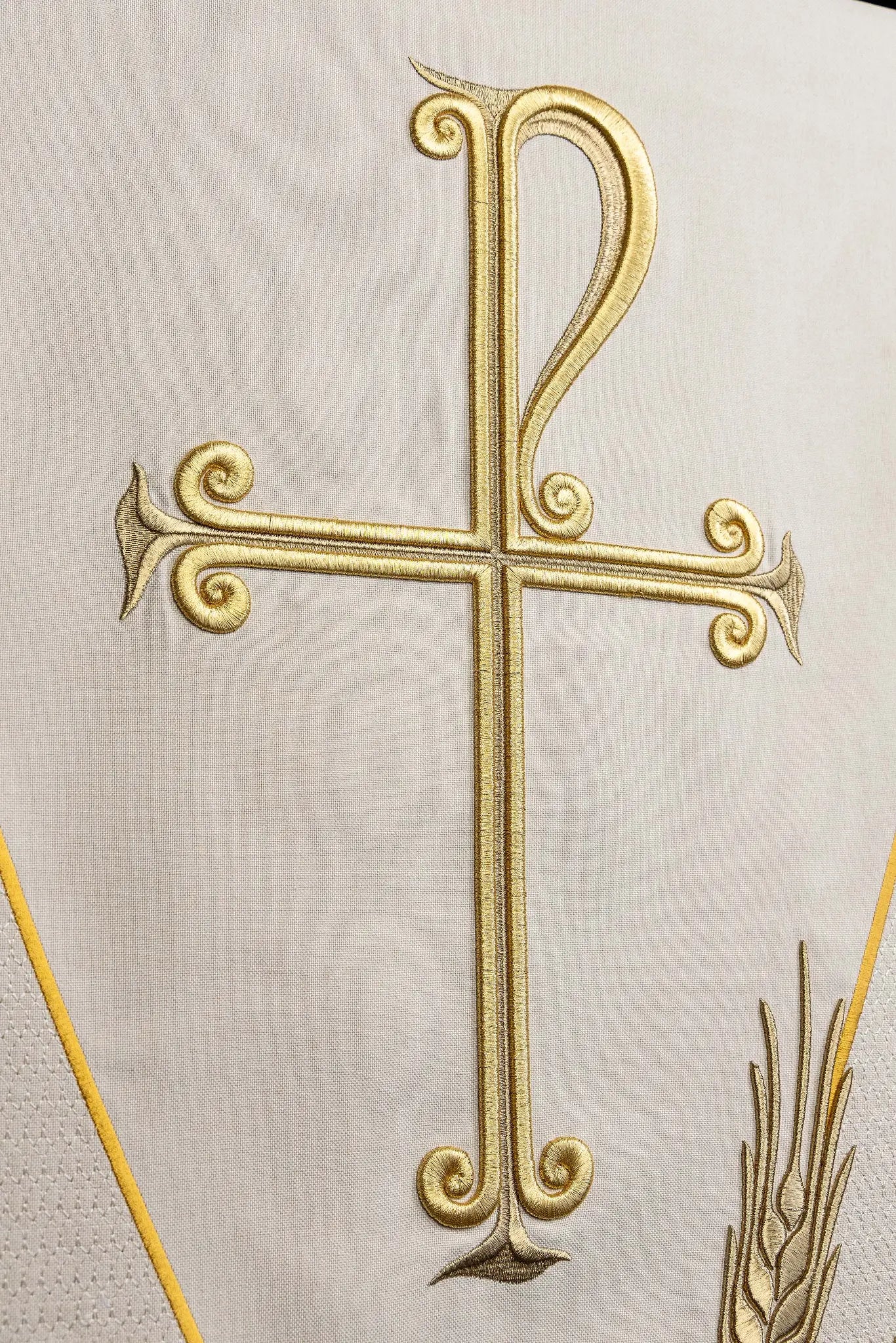 Ecru Lectern Cover with PAX and Wheat Embroidery - HAFTINA ATELIER