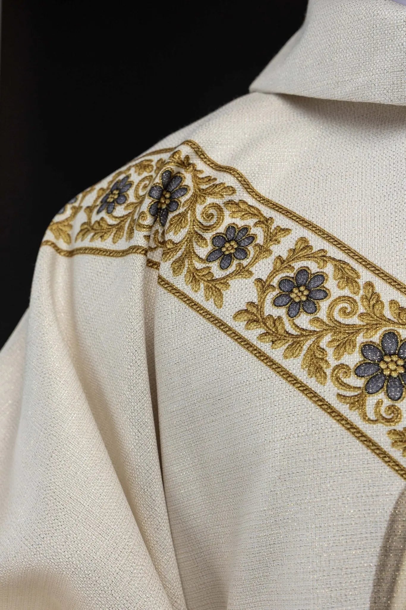 Ecru printed chasuble with Our Lady of Fatima image - HAFTINA ATELIER
