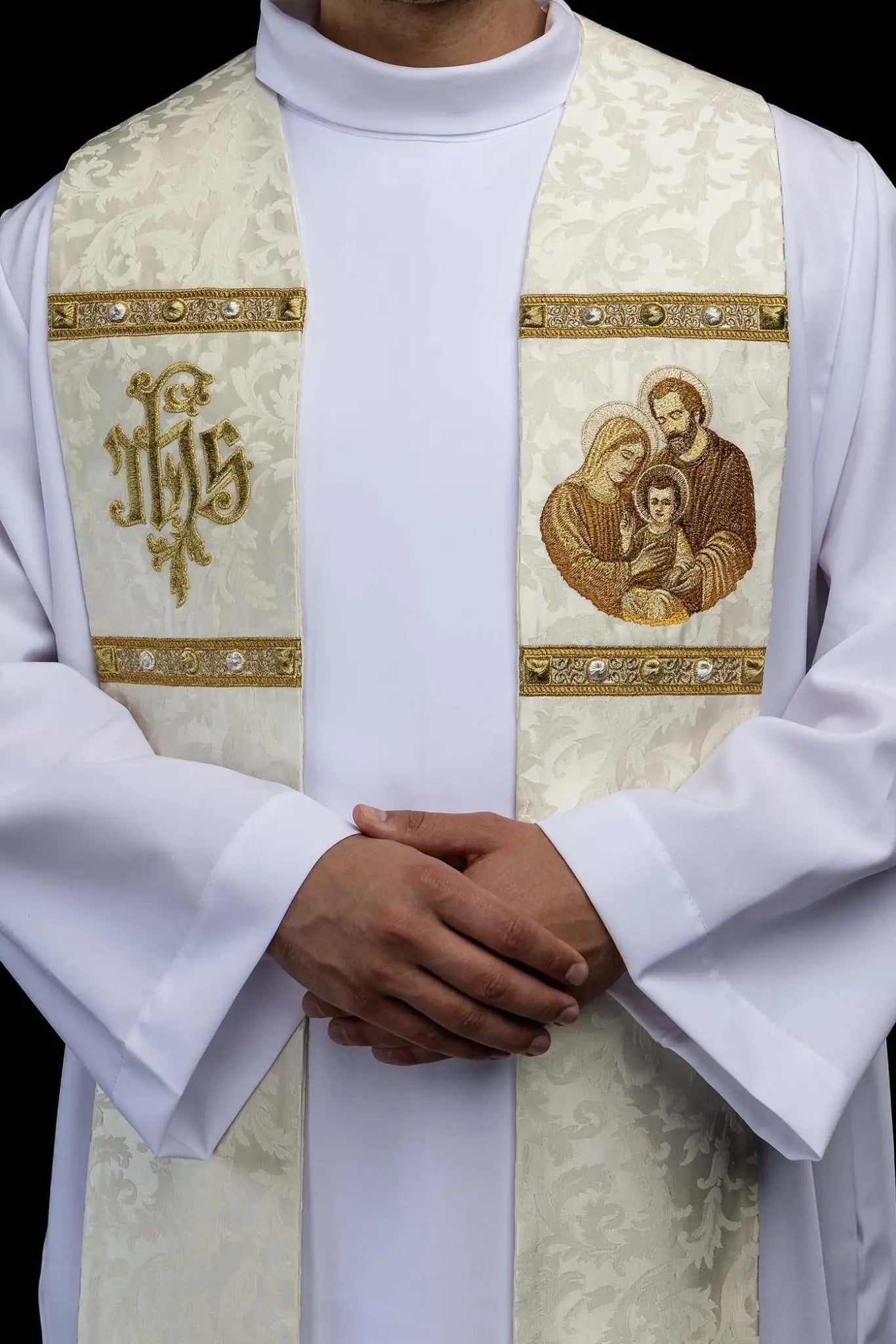 Ecru Stole with Holy Family and IHS Embroidery on Ornamental Fabric - HAFTINA ATELIER