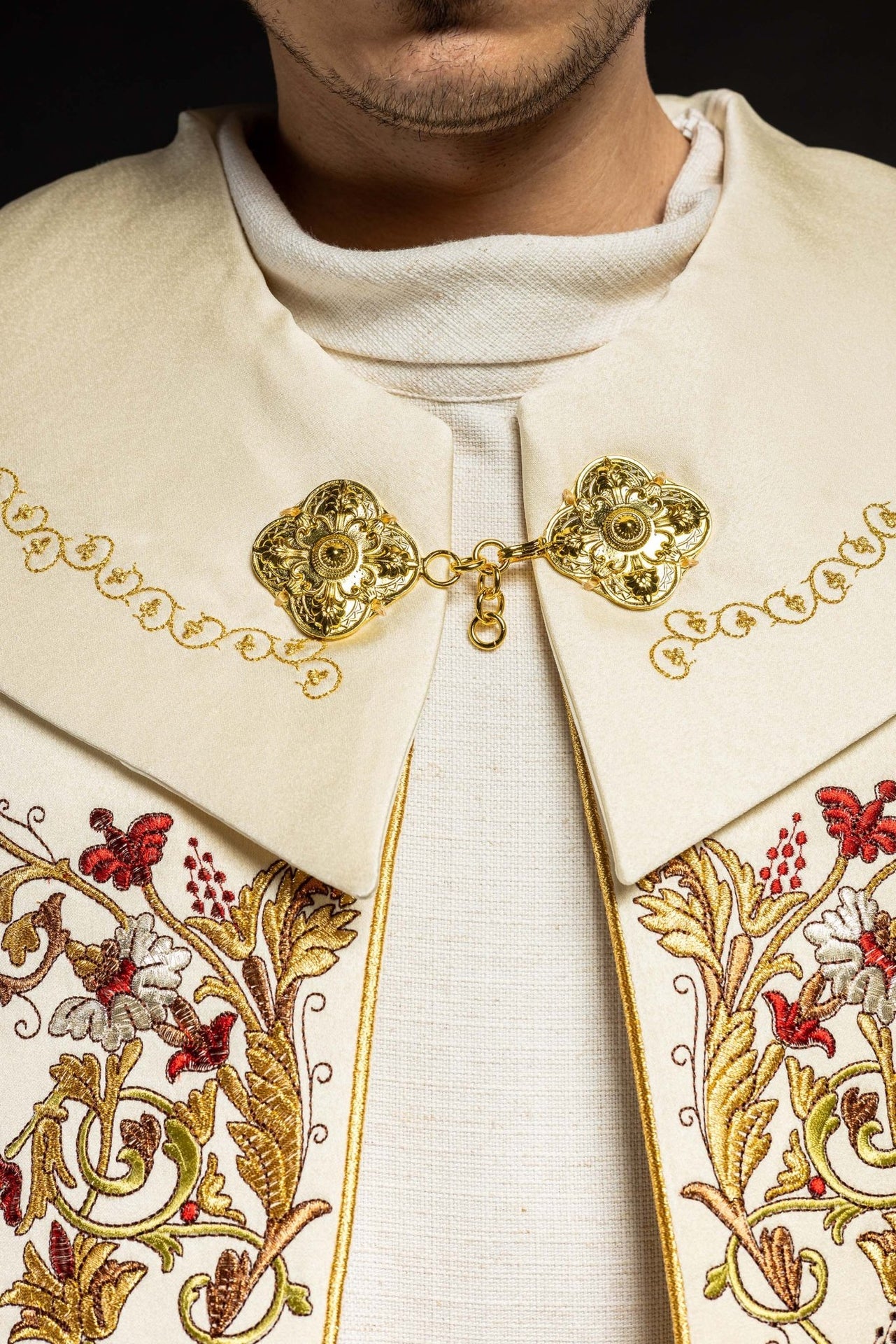 Kapa eucharystyczna monogramem PAX ecru