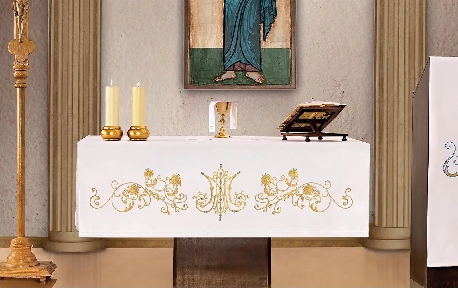 Paño de altar con bordado frontal con diseño mariano