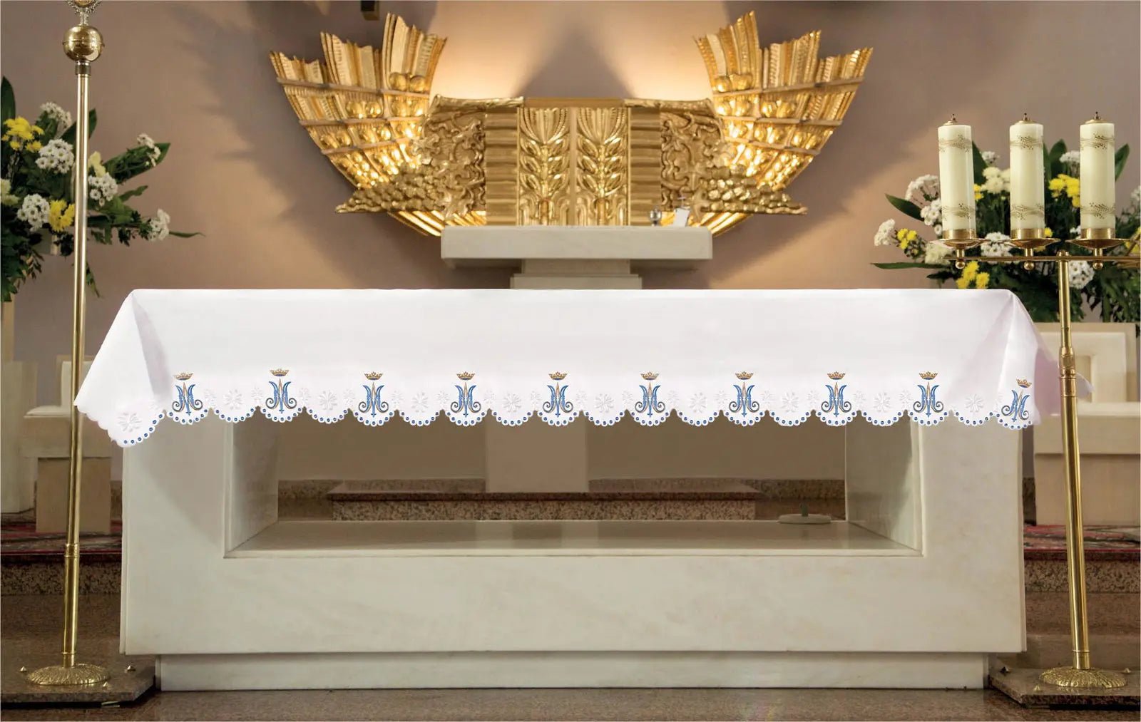 Paño de altar con bordado frontal con motivo mariano