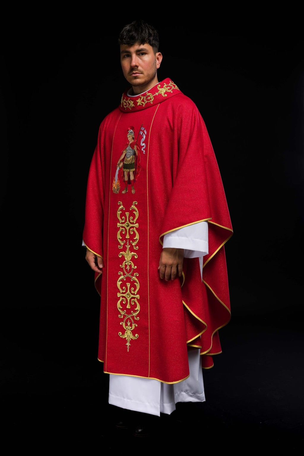 Ornat bogato haftowany z wizerunkiem Świętego Floriana