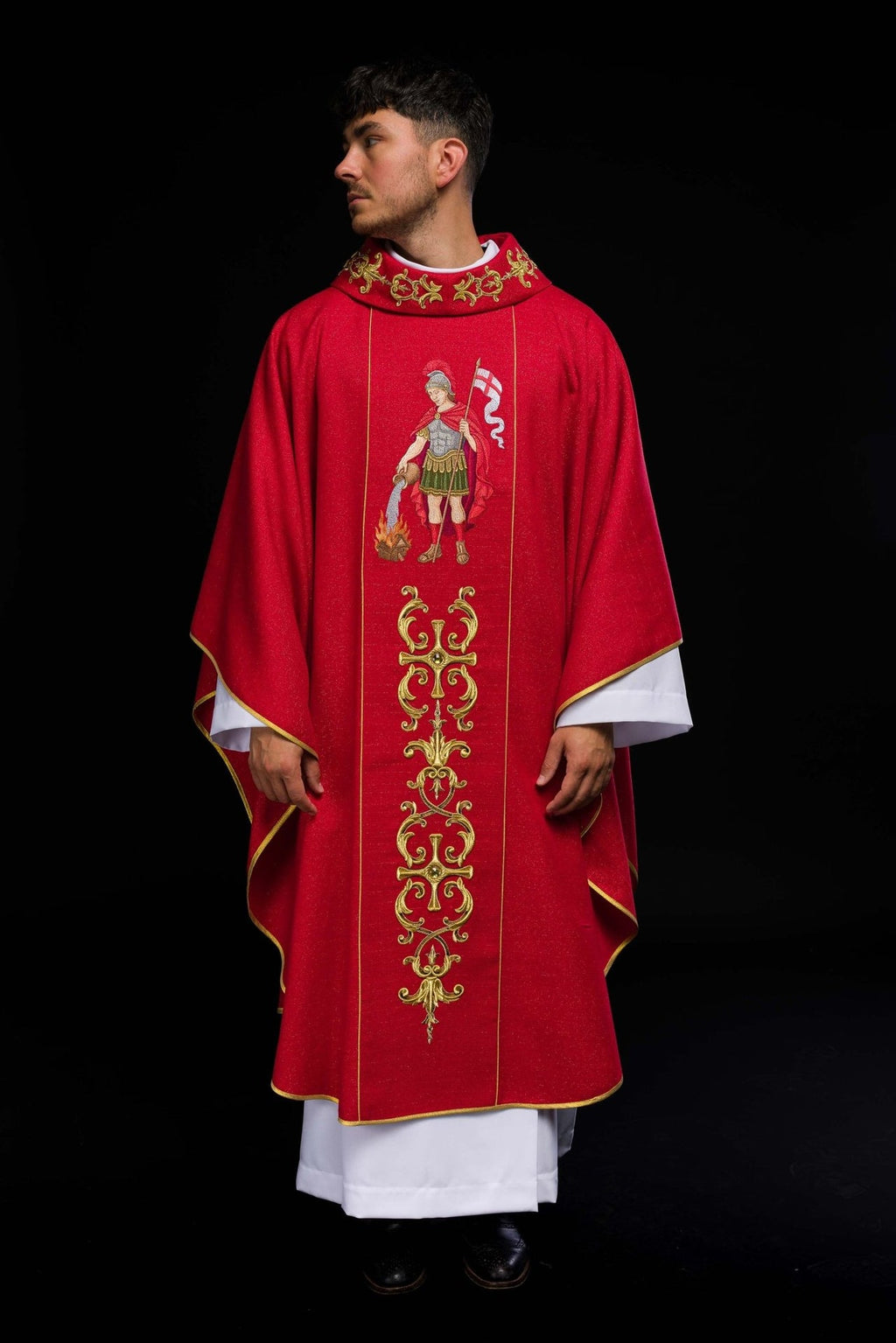 Ornat bogato haftowany z wizerunkiem Świętego Floriana