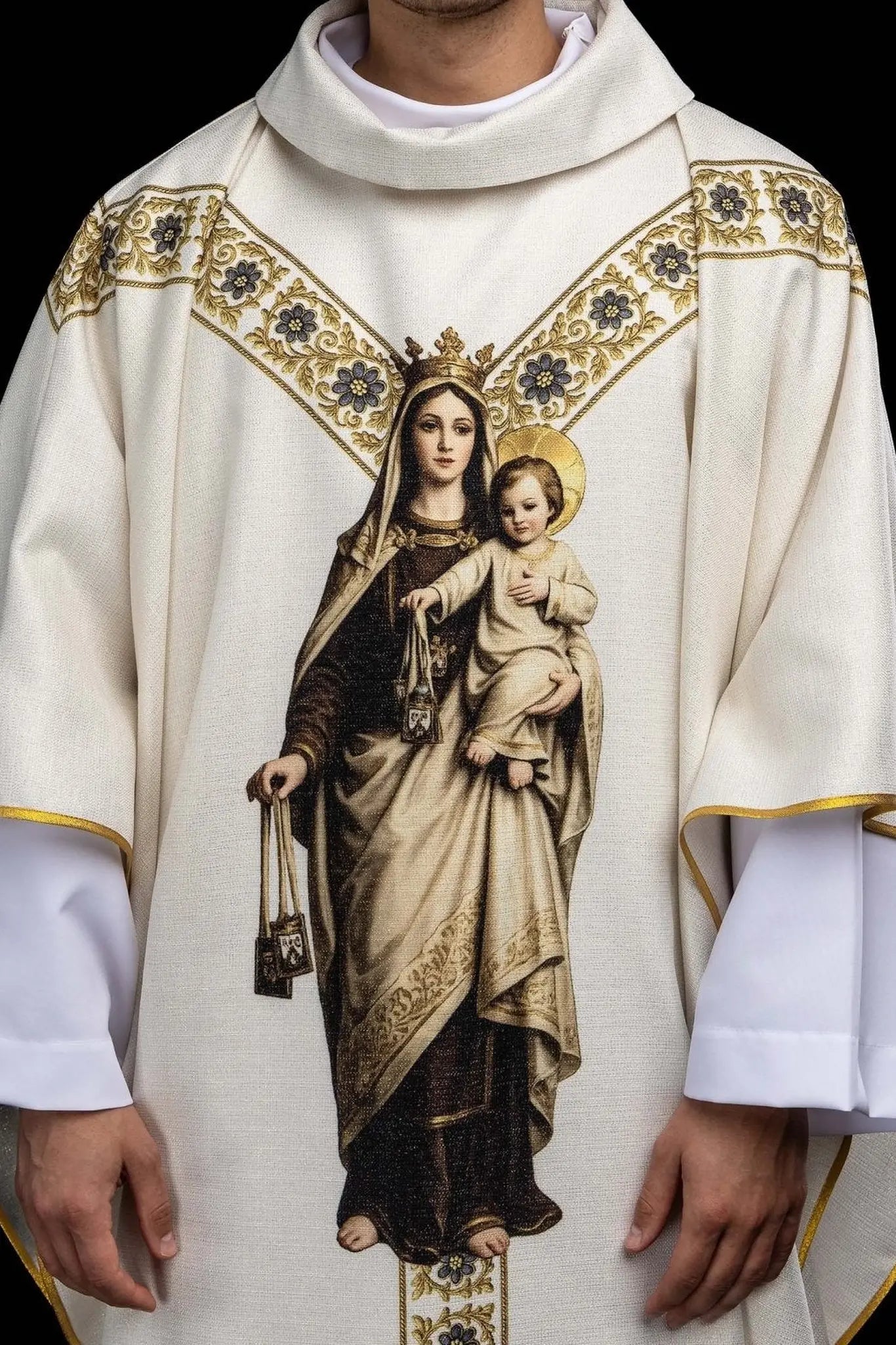 Ecru chasuble with printed image of Our Lady of the Scapular