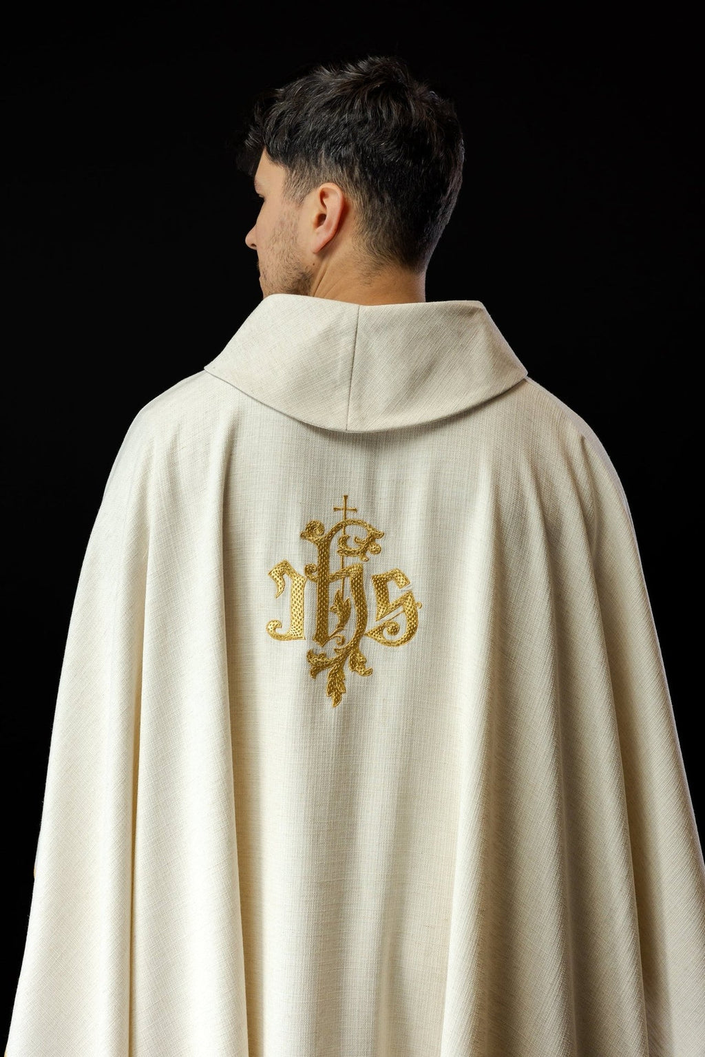 Ornat ecru z wizerunkiem Jezusa Miłosiernego