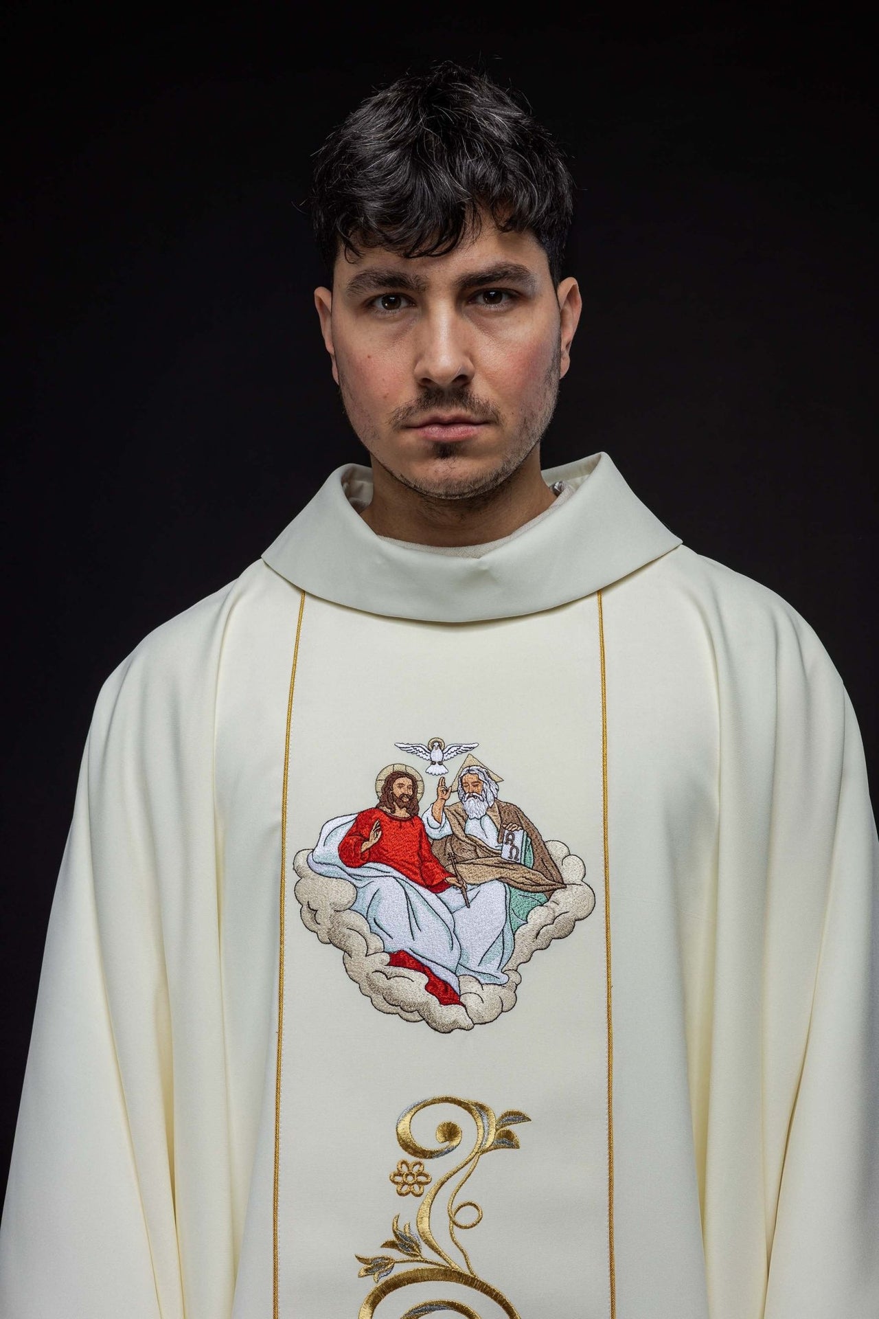 Ornat haftowany z wizerunkiem Trójcy Świętej