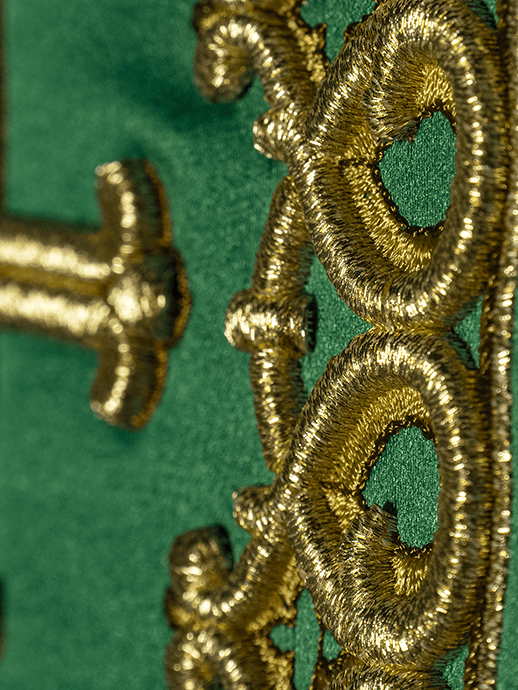 Ornat haftowany Zielony Mały Krzyż