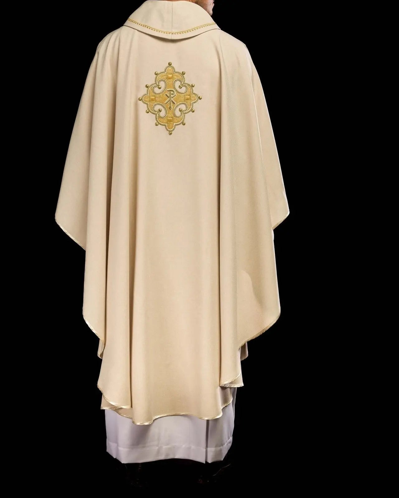 Chasuble with embroidered cross and gold trim on collar in ecru color