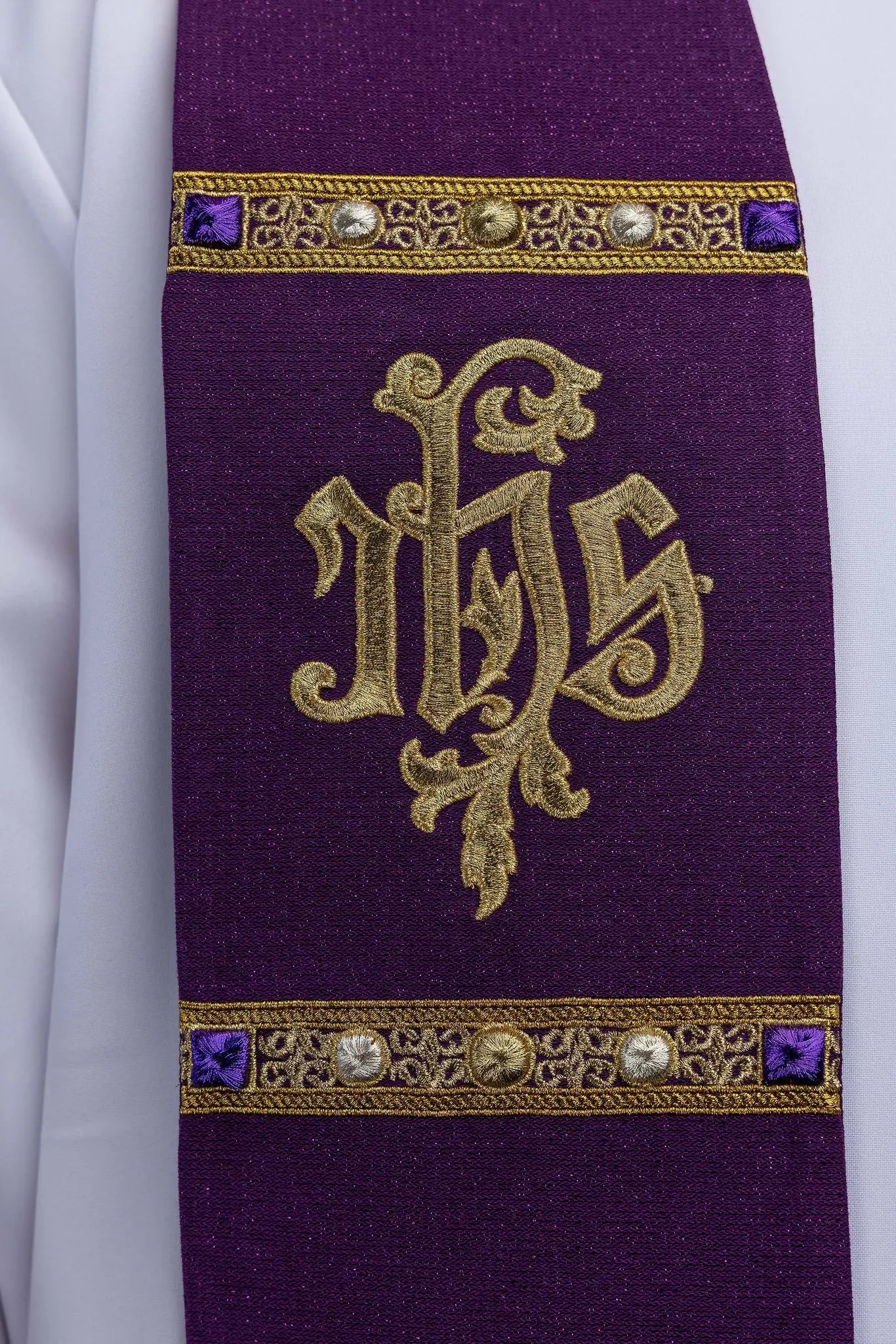 Purple Advent Stole with IHS and Advent Candle Embroidery - HAFTINA ATELIER
