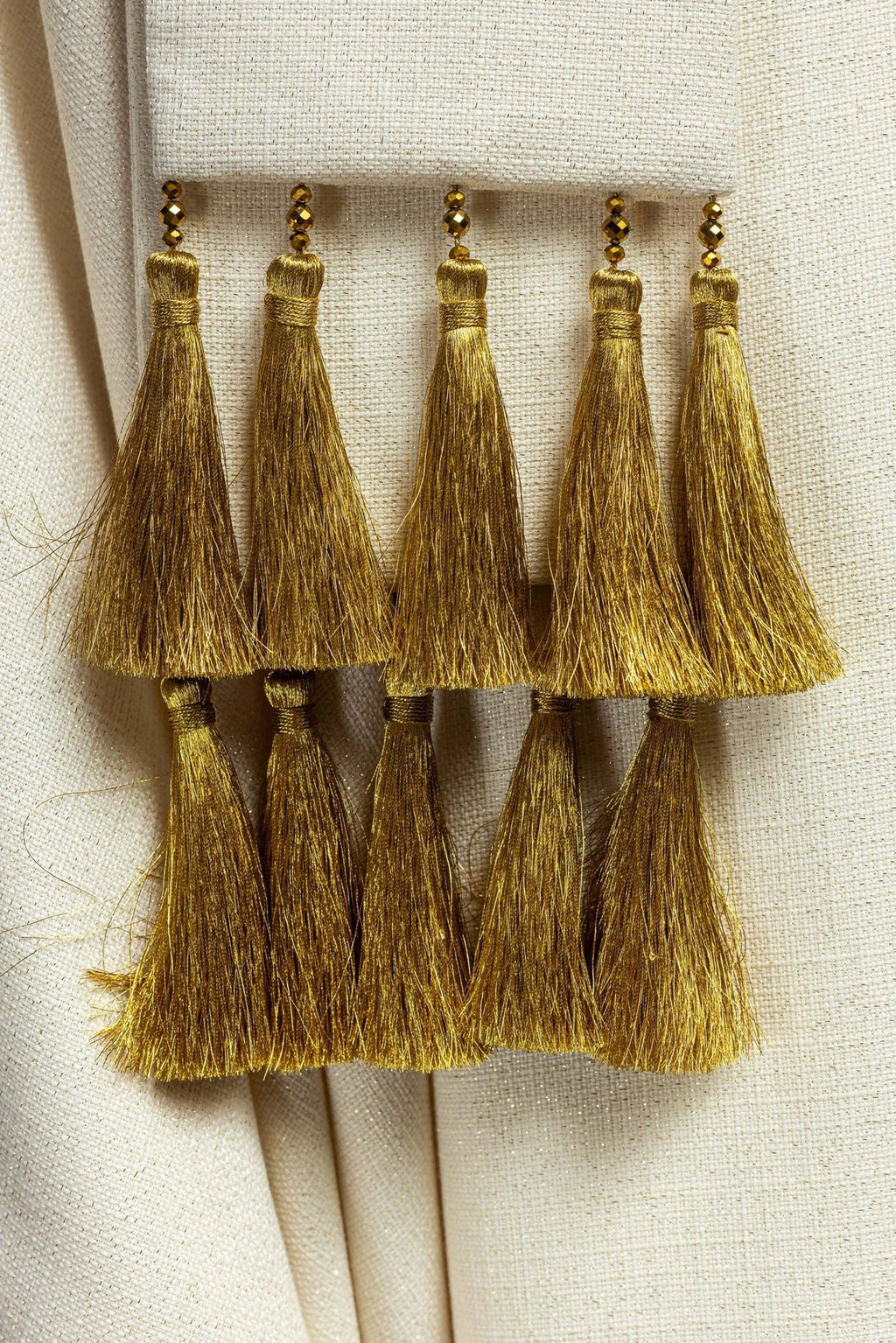 Ręcznie wykonany ornat z naturalnymi kamieniami Handmade 7002